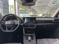 Usado Seat Leon Style 150 CV (110 kW) 2022 Blanco Berlina