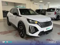 Usado Peugeot 2008 Allure 100 CV (73 kW) 2025 Blanco SUV