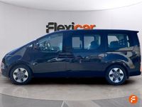 Usado Hyundai Staria 177 CV (130 kW) 2023 Verde Monovolumen