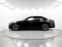 Usado BMW 530e Comfort Edition 299 CV (219 kW) 2025 Negro Berlina