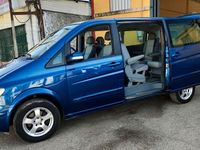 Usado Mercedes Viano 150 CV (110 kW) 2007 Azul Monovolumen