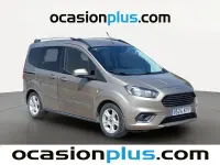 Usado Ford Tourneo Courier Trend 100 CV (73 kW) 2019 Dorado Monovolumen