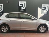 Usado VW Polo Advance 80 CV (58 kW) 2019 Gris Utilitario