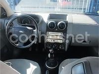 Usado Ford Fusion 100 CV (73 kW) 2004 Gris / plata Utilitario