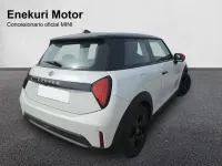 Usado Mini Cooper Essential 156 CV (114 kW) 2024 Blanco Utilitario