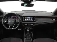 Usado Skoda Kamiq Monte Carlo 116 CV (85 kW) 2025 Plateado SUV