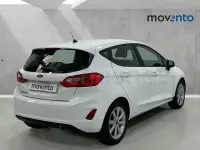 Usado Ford Fiesta Trend 85 CV (62 kW) 2018 Blanco Utilitario