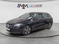 Usado Mercedes B180 116 CV (85 kW) 2022 Negro Monovolumen