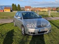Usado Toyota Corolla Sol 116 CV (85 kW) 2004 Gris / plata Berlina