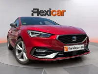 Usado Seat Leon FR 150 CV (110 kW) 2024 Rojo Berlina