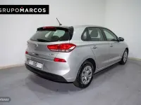 Usado Hyundai i30 120 CV (88 kW) 2020 Plateado