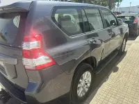Usado Toyota Land Cruiser 177 CV (130 kW) 2016 Gris / plata SUV