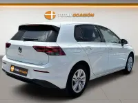 Usado VW Golf VIII 110 CV (80 kW) 2022 Blanco Berlina