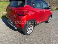 Usado Mahindra KUV100 82 CV (60 kW) 2018 Rojo SUV
