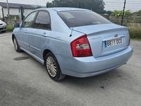 Usado Kia Cerato LX 112 CV (82 kW) 2004 Azul Berlina