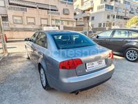Usado Audi A4 130 HP (95 kW) 2007 Cinzento Sedan