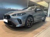 Usado BMW 118 Comfort Edition 150 CV (110 kW) 2024 Gris / plata Berlina