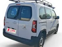 Usado Peugeot Rifter Business-Line 100 CV (73 kW) 2023 Blanco Monovolumen