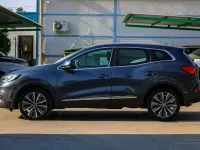 Usado Renault Kadjar Version S 131 CV (96 kW) 2018 Azul SUV
