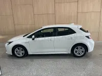 Usado Toyota Corolla Active 122 CV (89 kW) 2021 Blanco Berlina