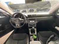 Usado VW Passat Edition 110 CV (80 kW) 2010 Gris / plata Berlina