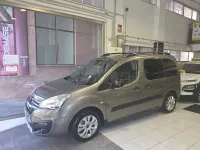 Usado Citroën Berlingo XTR 100 CV (73 kW) 2016 Verde Monovolumen
