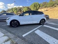 Usado Hyundai i20 100 CV (73 kW) 2021 Blanco Berlina