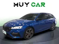 Usado Skoda Octavia RS 245 CV (180 kW) 2023 Azul Familiar