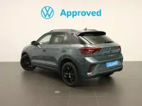 Usado VW T-Roc R-line 150 CV (110 kW) 2022 Gris / plata SUV