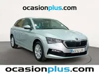 Usado Skoda Scala 150 CV (110 kW) 2022 Plateado Utilitario