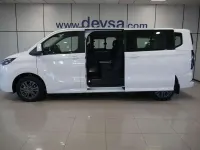 Usado Ford Tourneo Titanium 232 CV (170 kW) 2024 Blanco Familiar