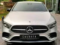 Usado Mercedes A250 218 CV (160 kW) 2022 Gris / plata Berlina