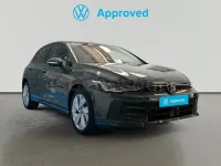 Usado VW Golf VIII 115 CV (84 kW) 2025 Gris / plata Berlina