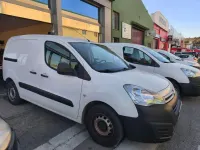 Usado Citroën Berlingo 75 CV (55 kW) 2018 Blanco Monovolumen