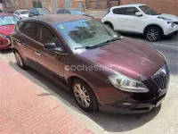 Usado Lancia Delta 120 CV (88 kW) 2010 Granate Utilitario