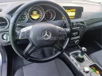Usado Mercedes C180 120 CV (88 kW) 2011 Gris / plata Berlina