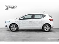 Usado Dacia Sandero Comfort 91 CV (66 kW) 2022 Blanco Utilitario