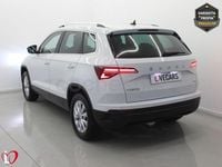 Usado Skoda Karoq Ambition 150 CV (110 kW) 2023 Blanco SUV