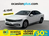 Usado VW Passat Business 122 CV (89 kW) 2022 Blanco Berlina