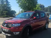 Usado Dacia Sandero Stepway 90 CV (66 kW) 2016 Rojo Berlina