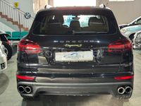 Usado Porsche Cayenne S E-Hybrid 416 CV (305 kW) 2016 Negro SUV