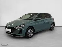 Usado Hyundai i20 100 CV (73 kW) 2025 Verde Utilitario