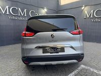 Usado Renault Espace Initiale 160 CV (117 kW) 2015 Gris / plata Monovolumen