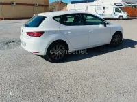 Usado Seat Leon I-Tech 105 CV (77 kW) 2015 Blanco Berlina