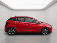 Usado Hyundai i20 84 CV (61 kW) 2022 Granate Berlina