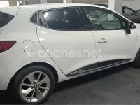 Usado Renault Clio IV Collection 75 CV (55 kW) 2015 Blanco Berlina