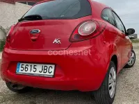 Usado Ford Ka 69 CV (50 kW) 2014 Rojo Berlina