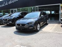 Usado Seat Leon Style 111 CV (81 kW) 2022 Gris Berlina