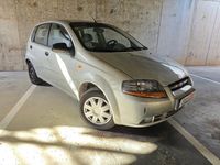 Usado Chevrolet Kalos SE 94 CV (69 kW) 2005 Gris / plata Berlina
