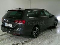 Usado VW Passat 150 CV (110 kW) 2020 Blanco Familiar